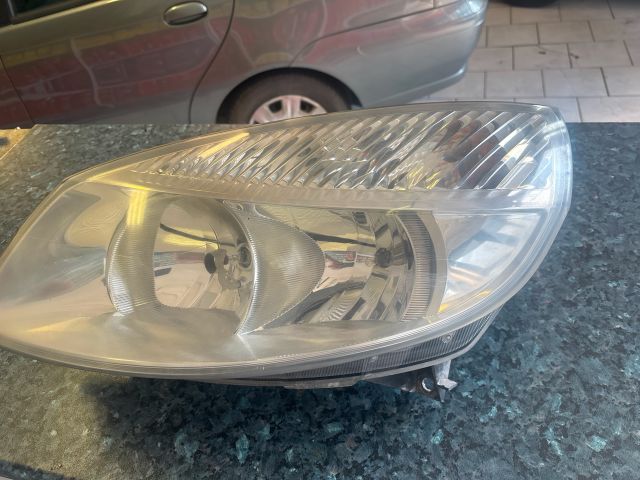 bontott RENAULT SCÉNIC II Bal Fényszóró