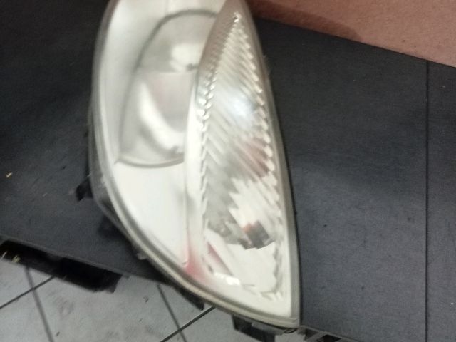 bontott RENAULT SCÉNIC II Bal Fényszóró