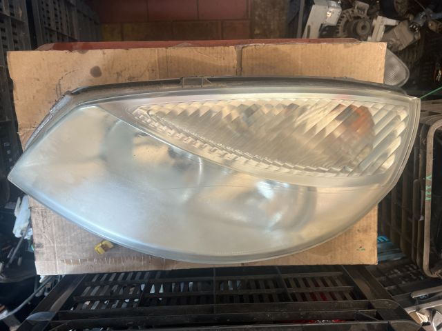 bontott RENAULT SCÉNIC II Bal Fényszóró