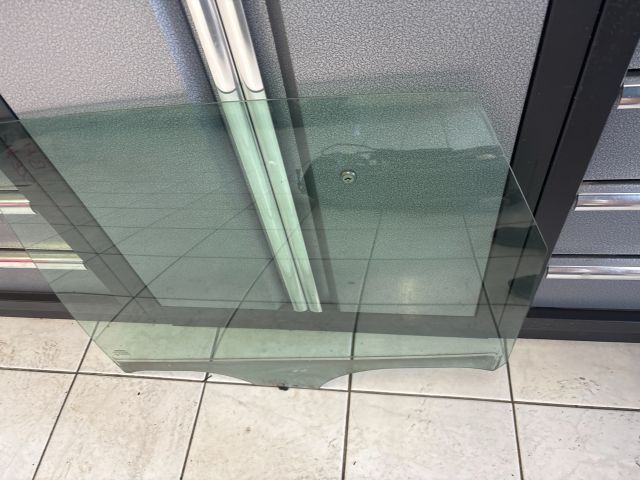 bontott RENAULT SCÉNIC II Bal hátsó Ablak