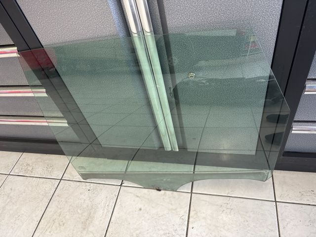 bontott RENAULT SCÉNIC II Bal hátsó Ablak