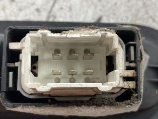 bontott RENAULT SCÉNIC II Bal hátsó Ablakemelő Kapcsoló