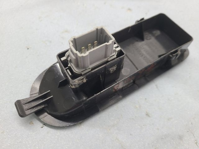 bontott RENAULT SCÉNIC II Bal hátsó Ablakemelő Kapcsoló