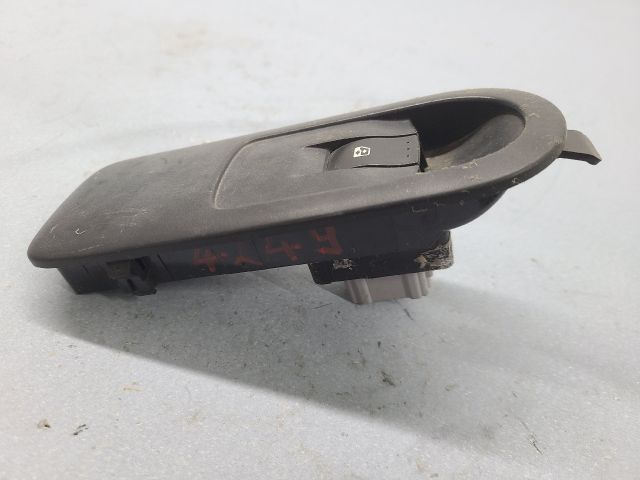 bontott RENAULT SCÉNIC II Bal hátsó Ablakemelő Kapcsoló