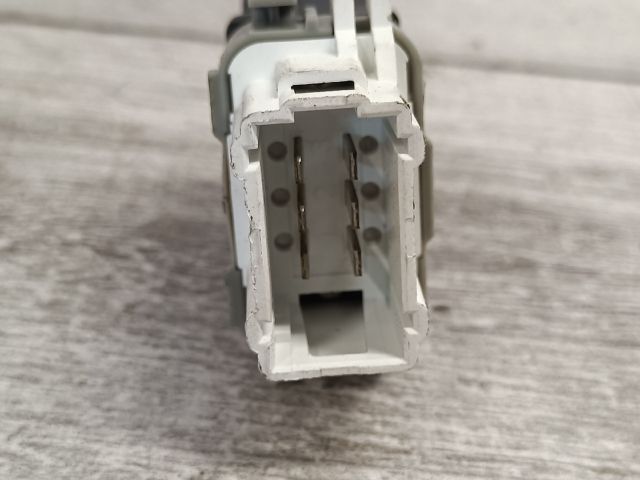 bontott RENAULT SCÉNIC II Bal hátsó Ablakemelő Kapcsoló