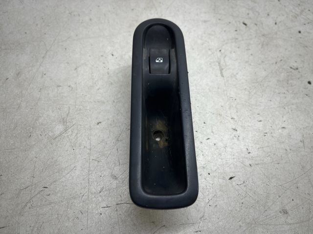 bontott RENAULT SCÉNIC II Bal hátsó Ablakemelő Kapcsoló