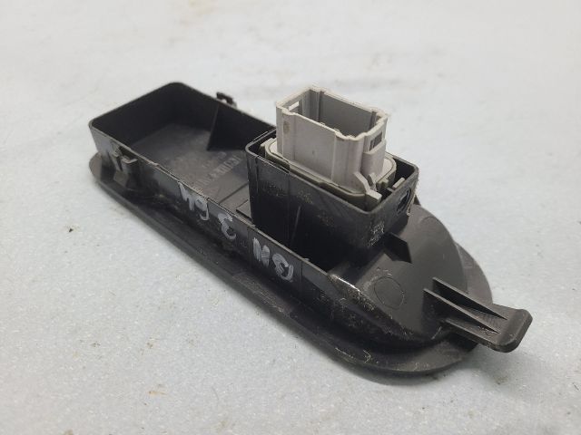 bontott RENAULT SCÉNIC II Bal hátsó Ablakemelő Kapcsoló