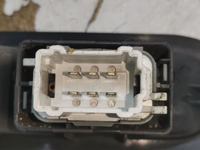 bontott RENAULT SCÉNIC II Bal hátsó Ablakemelő Kapcsoló