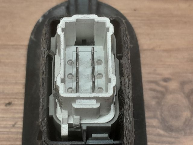 bontott RENAULT SCÉNIC II Bal hátsó Ablakemelő Kapcsoló