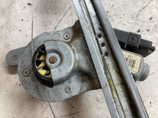 bontott RENAULT SCÉNIC II Bal hátsó Ablakemelő Szerkezet (Elektromos)