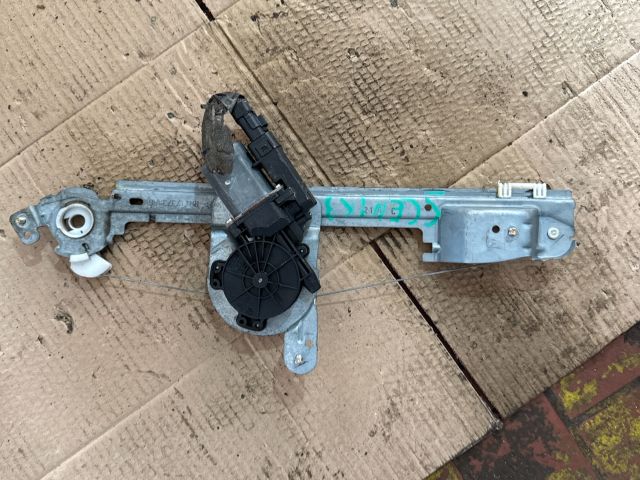 bontott RENAULT SCÉNIC II Bal hátsó Ablakemelő Szerkezet (Elektromos)