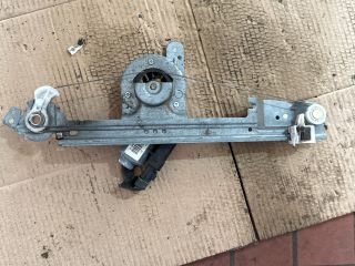 bontott RENAULT SCÉNIC II Bal hátsó Ablakemelő Szerkezet (Elektromos)