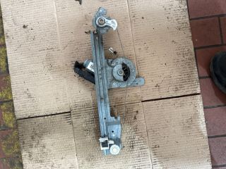 bontott RENAULT SCÉNIC II Bal hátsó Ablakemelő Szerkezet (Elektromos)