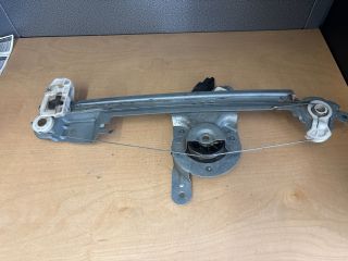 bontott RENAULT SCÉNIC II Bal hátsó Ablakemelő Szerkezet (Elektromos)