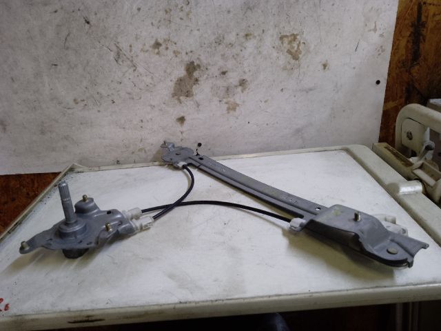 bontott RENAULT SCÉNIC II Bal hátsó Ablakemelő Szerkezet (Mechanikus)