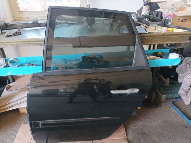 bontott RENAULT SCÉNIC II Bal hátsó Ajtó (Részeivel)