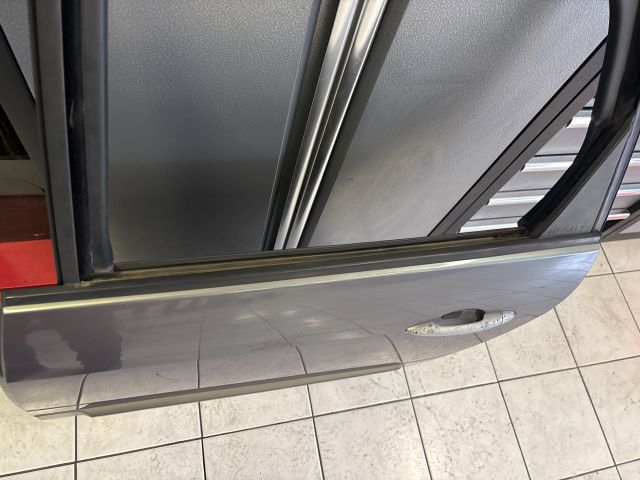 bontott RENAULT SCÉNIC II Bal hátsó Ajtó (Üres lemez)