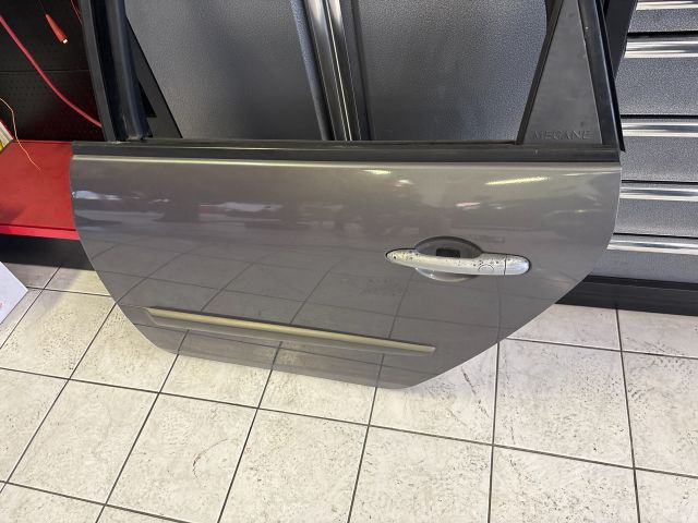 bontott RENAULT SCÉNIC II Bal hátsó Ajtó (Üres lemez)