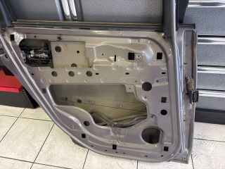 bontott RENAULT SCÉNIC II Bal hátsó Ajtó (Üres lemez)