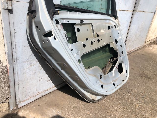bontott RENAULT SCÉNIC II Bal hátsó Ajtó (Üres lemez)