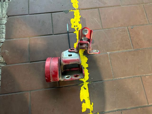 bontott RENAULT SCÉNIC II Bal hátsó Ajtóhatároló