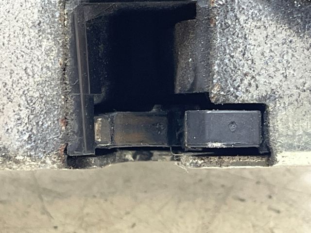 bontott RENAULT SCÉNIC II Bal hátsó Ajtózár