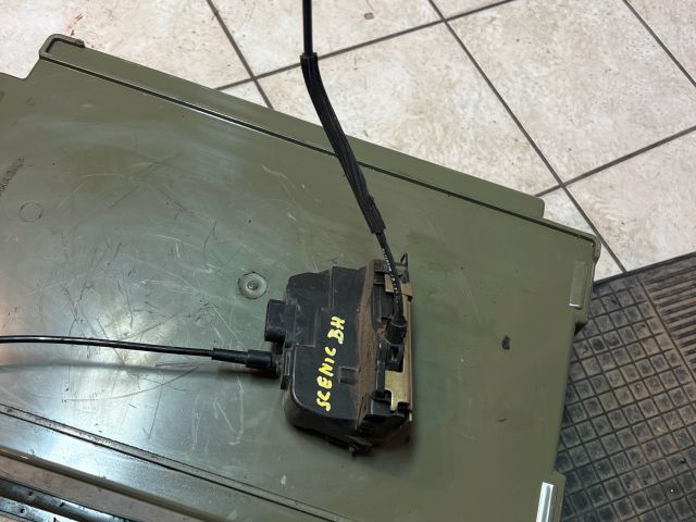 bontott RENAULT SCÉNIC II Bal hátsó Ajtózár