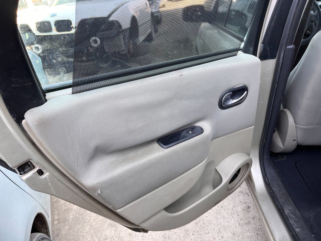 bontott RENAULT SCÉNIC II Bal hátsó Belső Kilincs