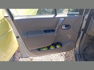 bontott RENAULT SCÉNIC II Bal hátsó Fejtámla