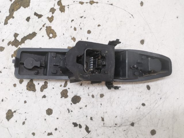 bontott RENAULT SCÉNIC II Bal Hátsó Lámpa Foglalat