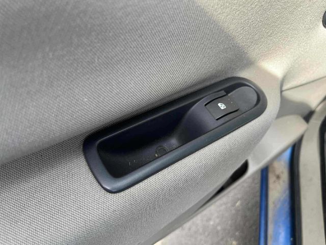 bontott RENAULT SCÉNIC II Bal hátsó Sárvédő