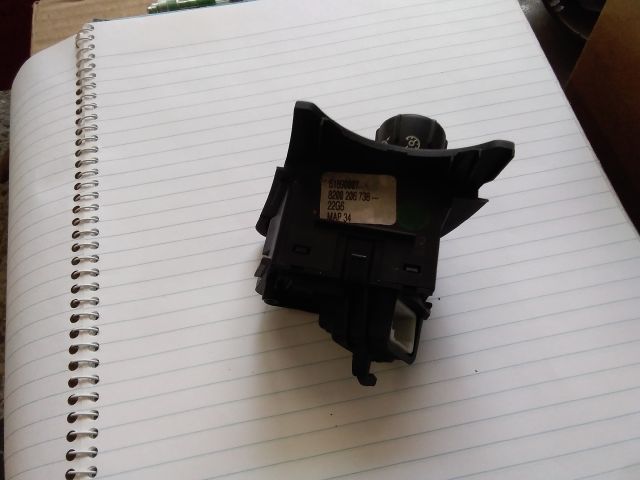 bontott RENAULT SCÉNIC II Bal Kormánykapcsoló Irányjelző (Tempomatos)