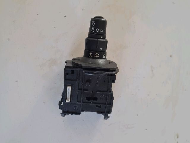 bontott RENAULT SCÉNIC II Bal Kormánykapcsoló Irányjelző