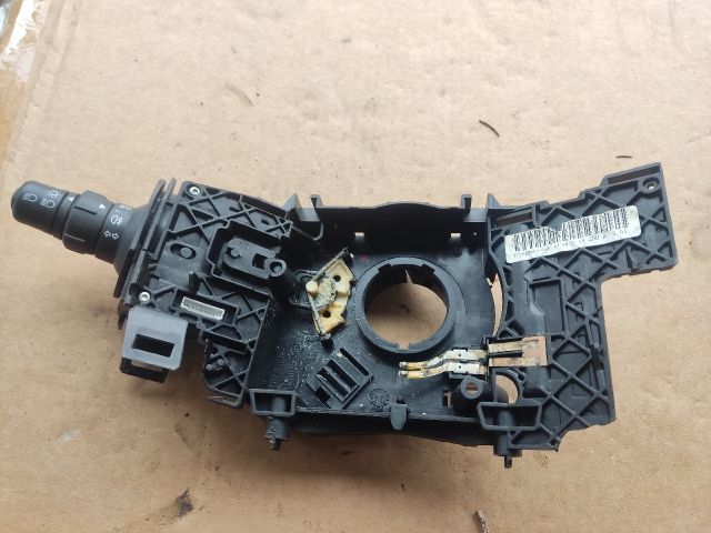 bontott RENAULT SCÉNIC II Bal Kormánykapcsoló Irányjelző