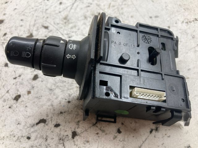 bontott RENAULT SCÉNIC II Bal Kormánykapcsoló Irányjelző