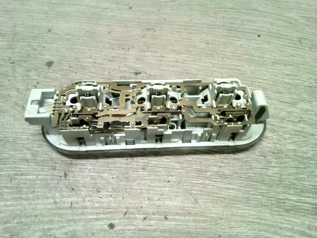 bontott RENAULT SCÉNIC II Beltér Világítás Első