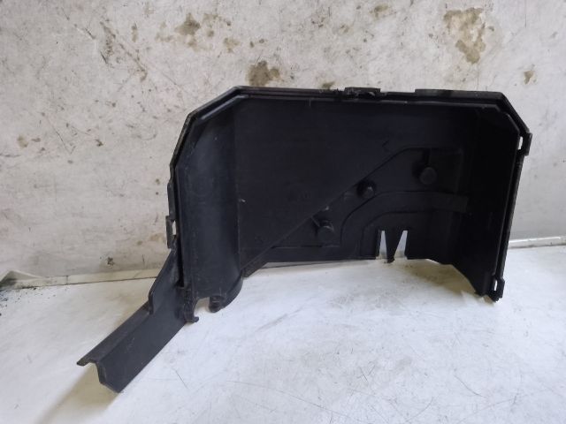 bontott RENAULT SCÉNIC II Biztosítéktábla Fedél