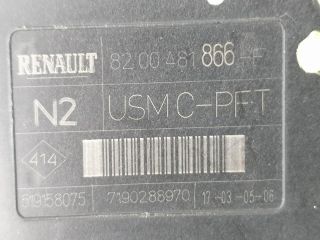 bontott RENAULT SCÉNIC II Biztosítéktábla Motortér