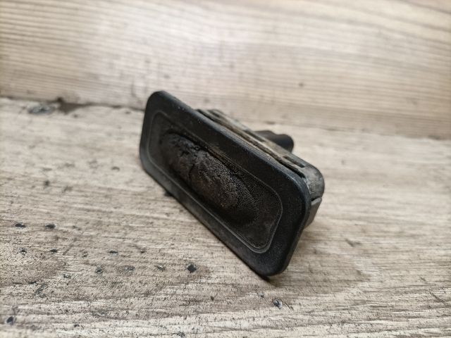 bontott RENAULT SCÉNIC II Csomagtér Nyitó Kar / Gomb