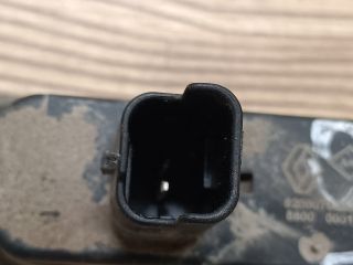 bontott RENAULT SCÉNIC II Csomagtér Nyitó Kar / Gomb