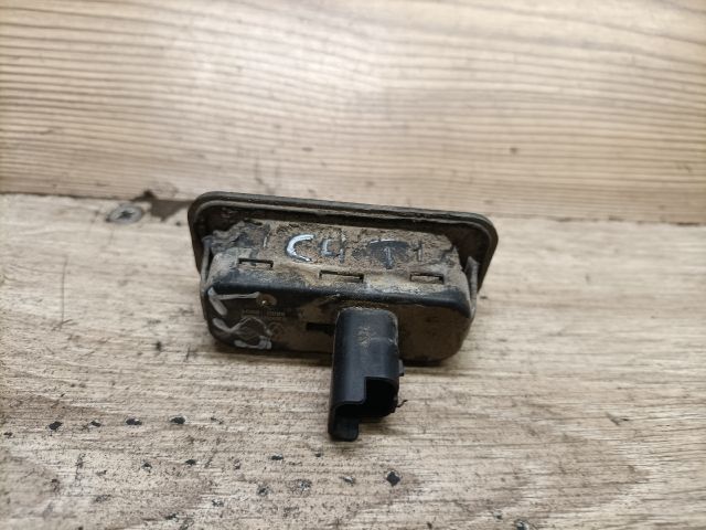 bontott RENAULT SCÉNIC II Csomagtér Nyitó Kar / Gomb