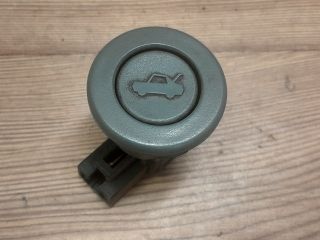 bontott RENAULT SCÉNIC II Csomagtér Nyitó Kar / Gomb