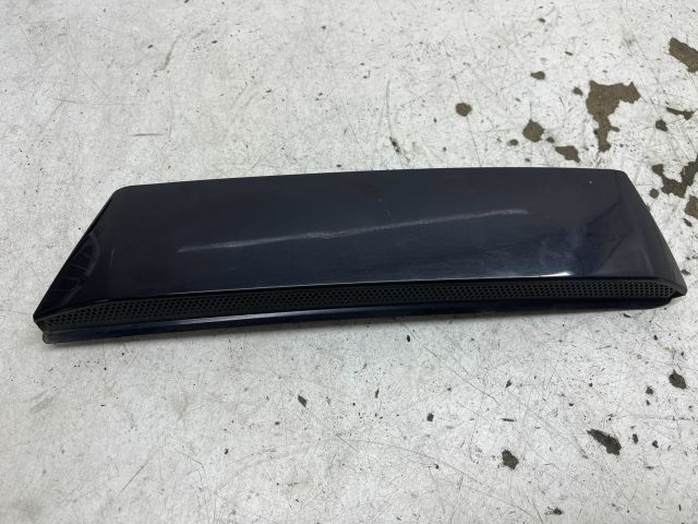 bontott RENAULT SCÉNIC II Csomagtérajtó Díszléc