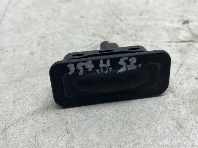 bontott RENAULT SCÉNIC II Csomagtérajtó Kapcsoló