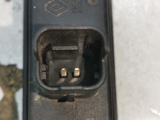 bontott RENAULT SCÉNIC II Csomagtérajtó Kapcsoló