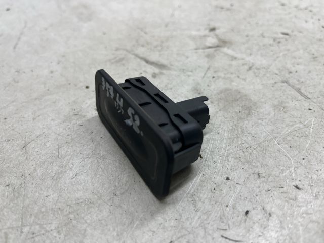 bontott RENAULT SCÉNIC II Csomagtérajtó Kapcsoló