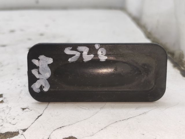 bontott RENAULT SCÉNIC II Csomagtérajtó Kapcsoló