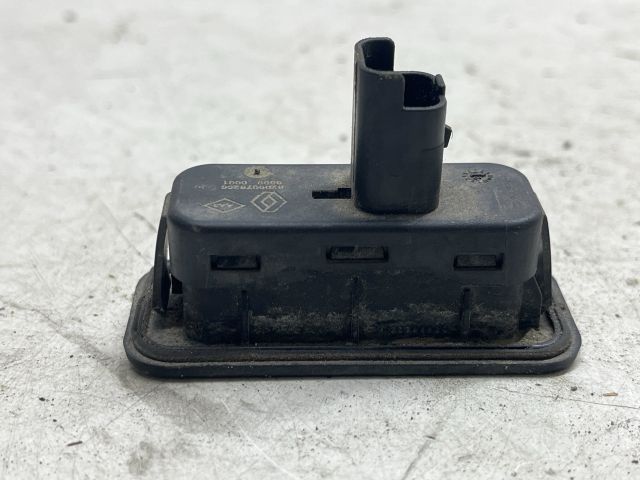 bontott RENAULT SCÉNIC II Csomagtérajtó Kapcsoló
