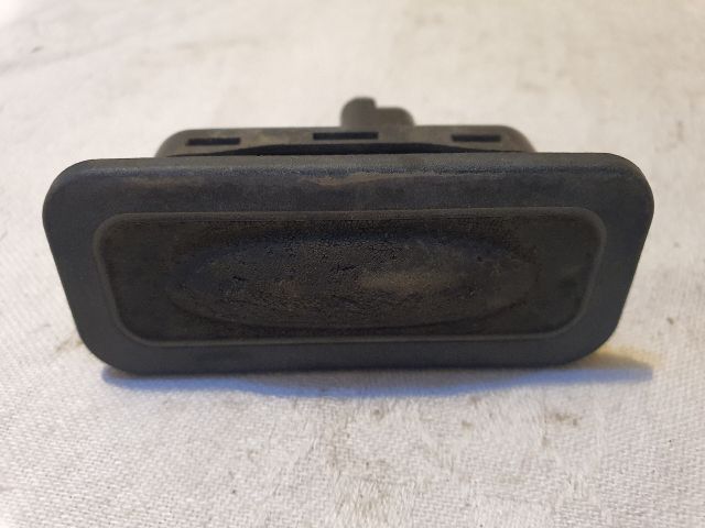 bontott RENAULT SCÉNIC II Csomagtérajtó Kilincs