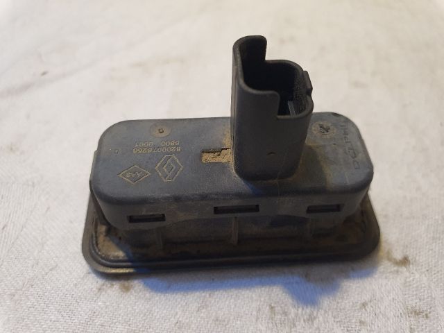 bontott RENAULT SCÉNIC II Csomagtérajtó Kilincs